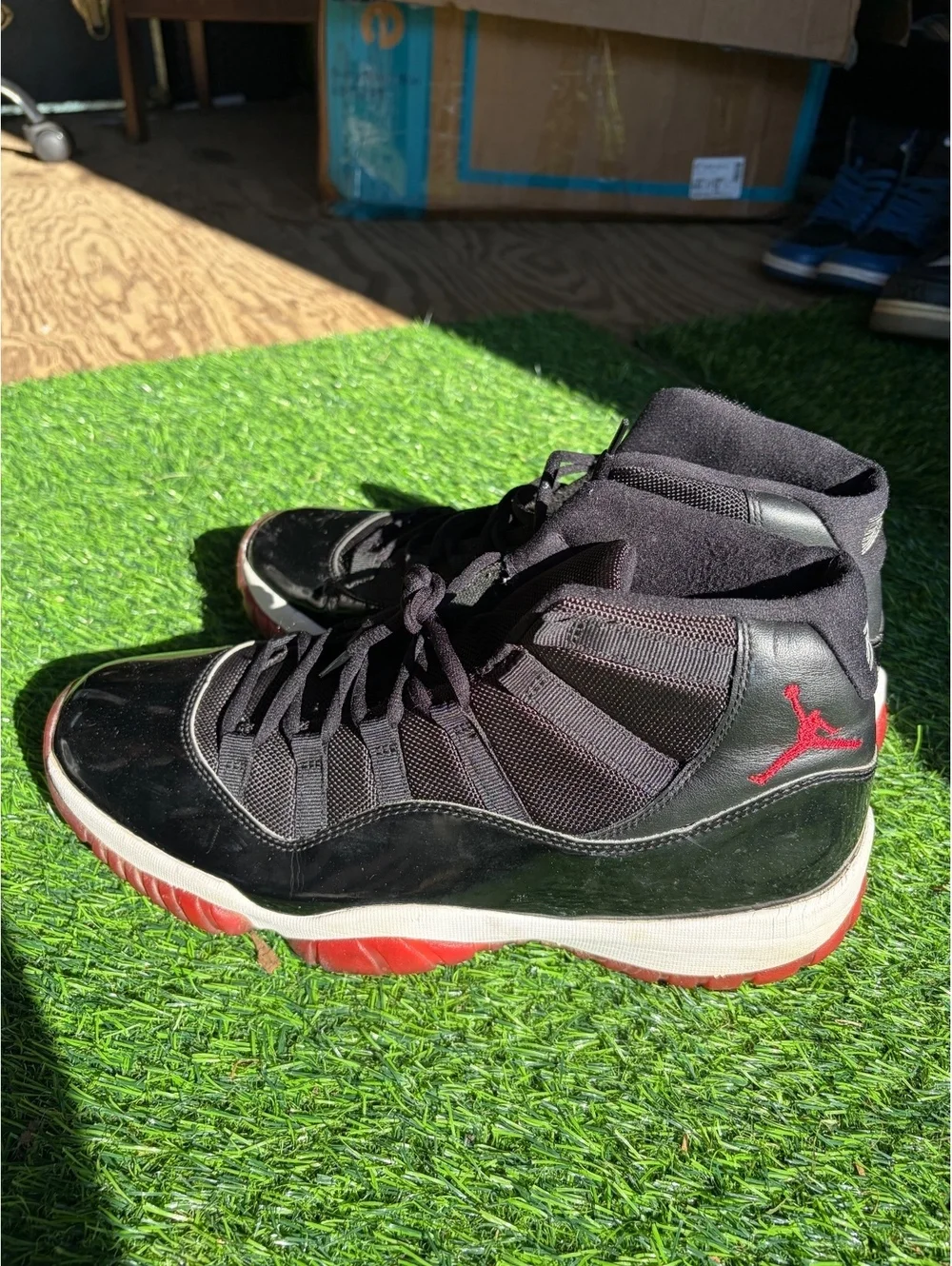 Air Jordan 11 “Bred” Size 11